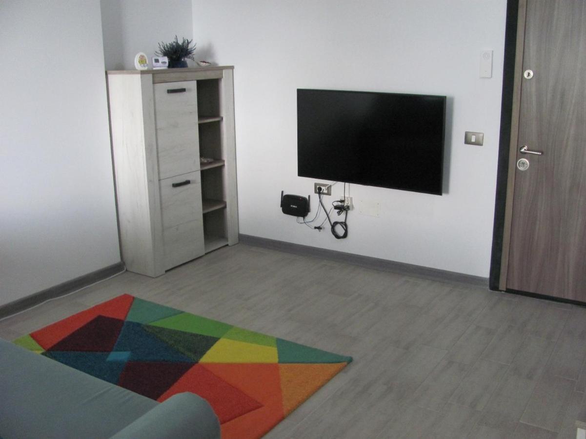 Apartamente Azzurro On The Beach Navodari Exterior photo